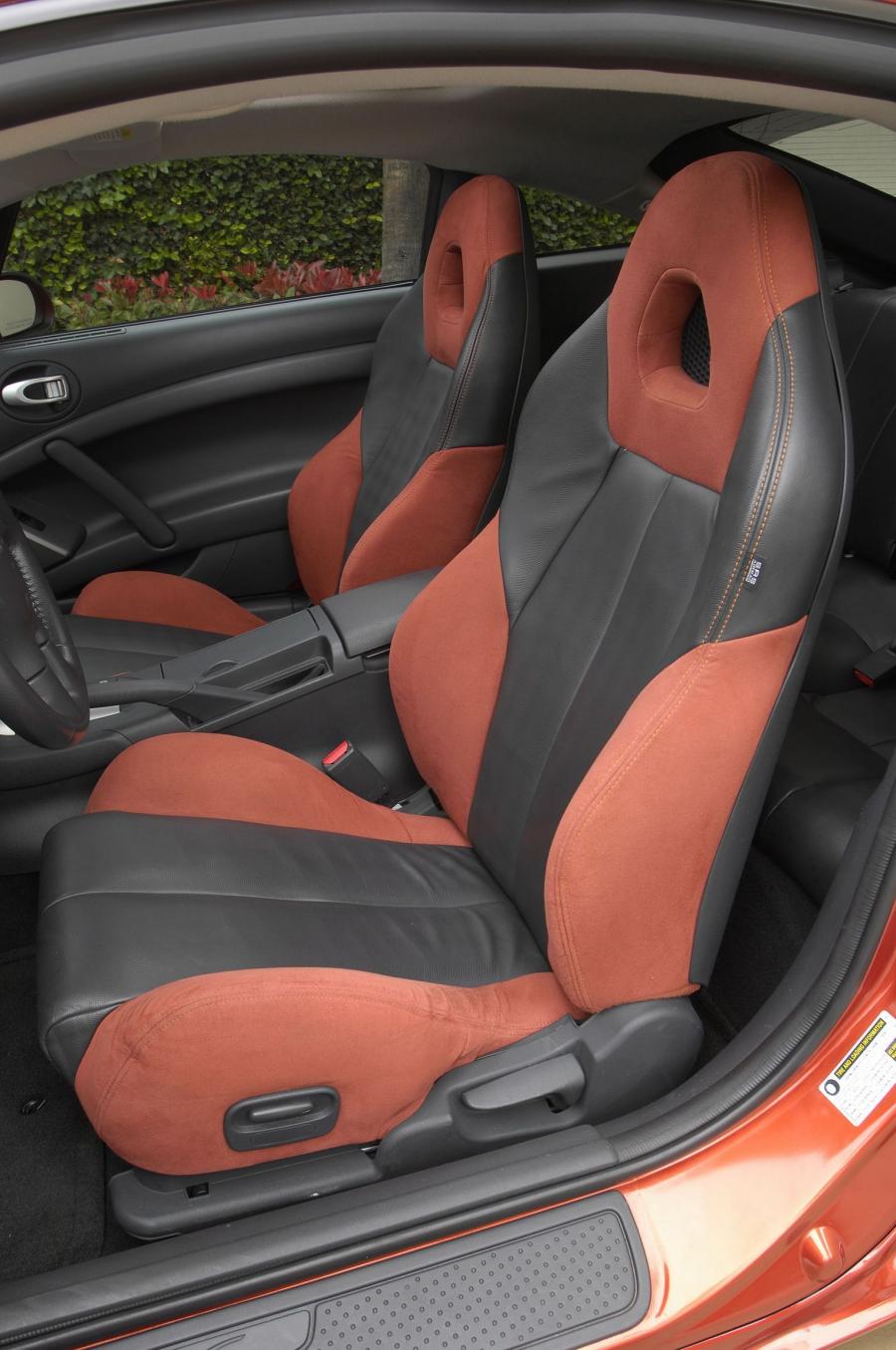  Mitsubishi Eclipse 2009 года  (фото 72 из 205)
